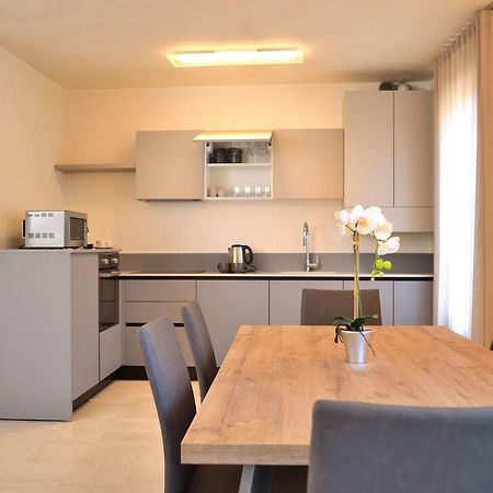 Portico Oscuro Deluxe Apartment - Centro Citta Тревизо Экстерьер фото