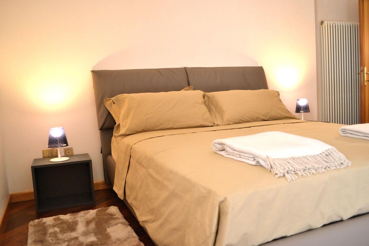 Portico Oscuro Deluxe Apartment - Centro Citta Тревизо Экстерьер фото