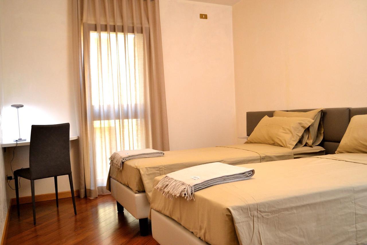 Portico Oscuro Deluxe Apartment - Centro Citta Тревизо Экстерьер фото